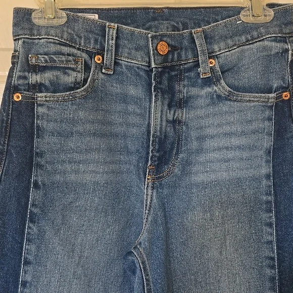 GAP High Rise Stride Wide Leg Jeans - Picture 3 of 9